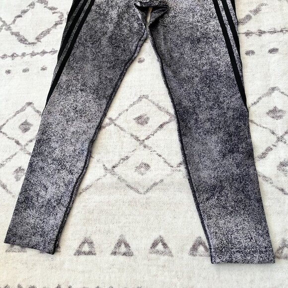 Adidas | NWT Feel Brilliant High Rise Gray Leggings - Picture 4 of 14